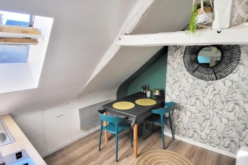 La - Petit Mansarde - 50m - Rue Gratuite Saint-Malo